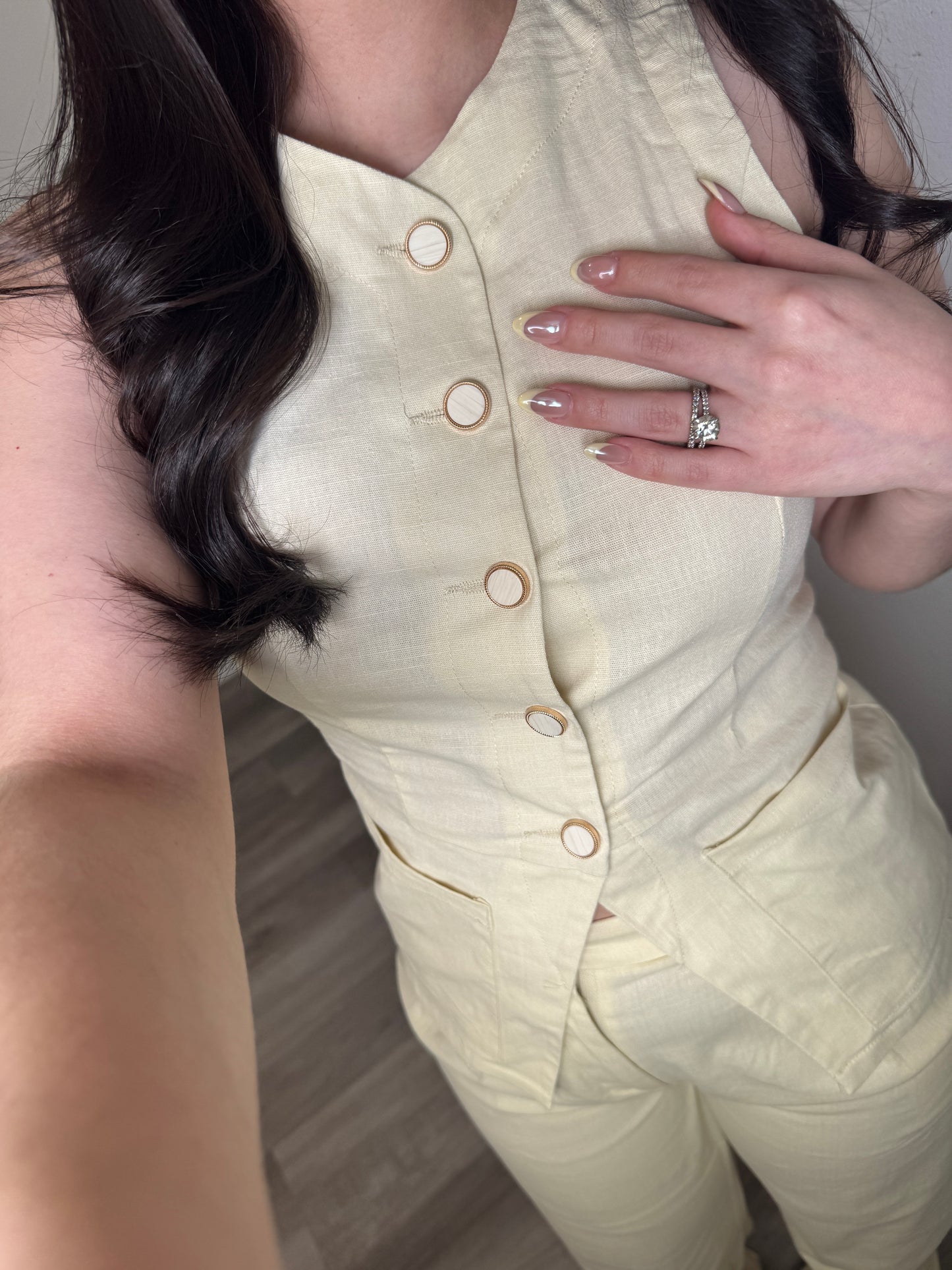 Melanie set